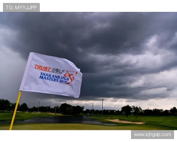 杭州羽毛球队以51分领跑大师赛积分榜展现强劲实力